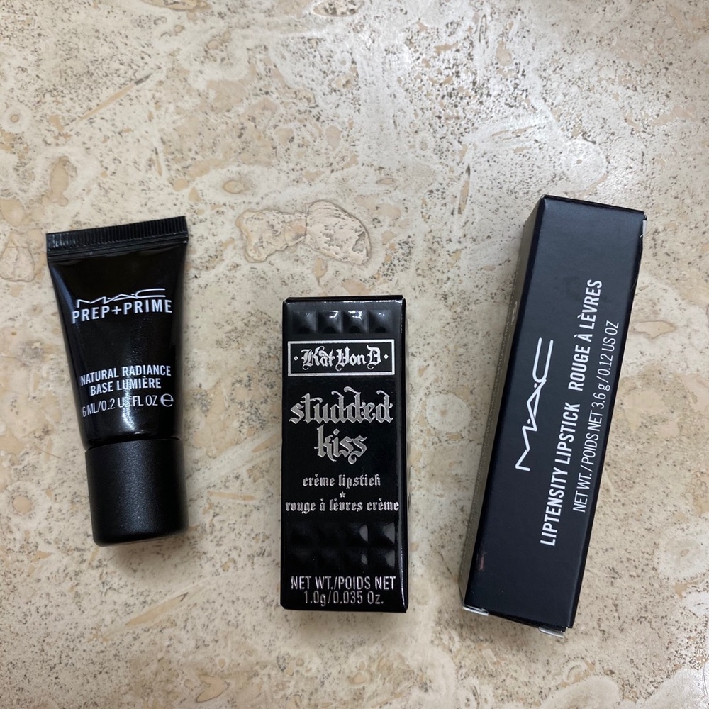 Assorted lipstick and primer